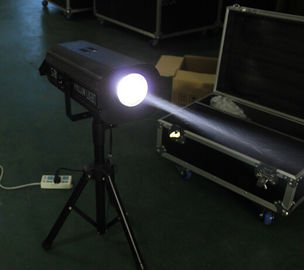 Lo zoom 7r 230w segue le luci della discoteca del DJ delle lampade della fase del teatro del punto