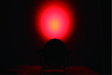 La parità del modo automatico 4PCS 40W LED può luci, 3 alle luci principali RGB di 1 partito di discoteca